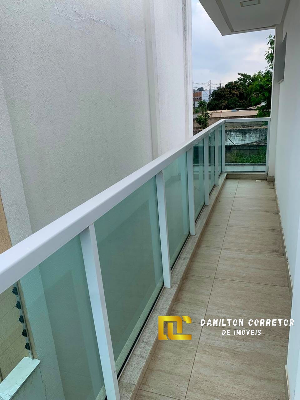 Casa Duplex fino acabamento A vanda na Praia do morro com financiamento direto com a construtora