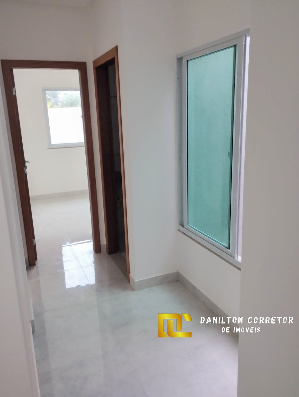 Casa com 3 quartos a venda em santa monica próximo de ponto 