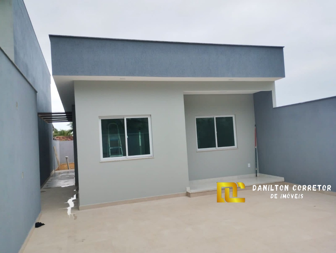 Casa com 3 quartos a venda em santa monica próximo de ponto 