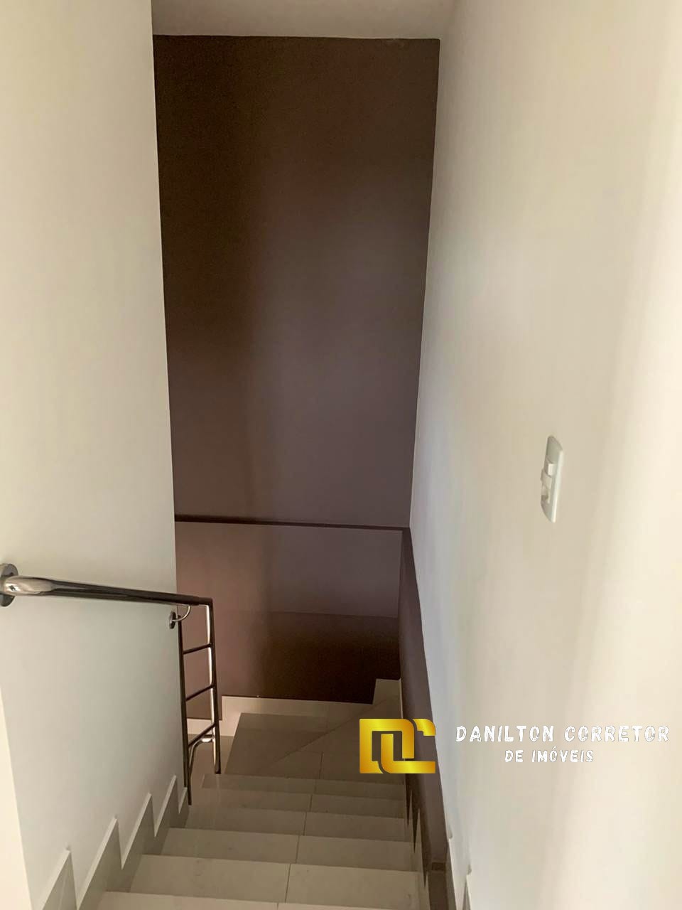 Casa Duplex fino acabamento A vanda na Praia do morro com financiamento direto com a construtora
