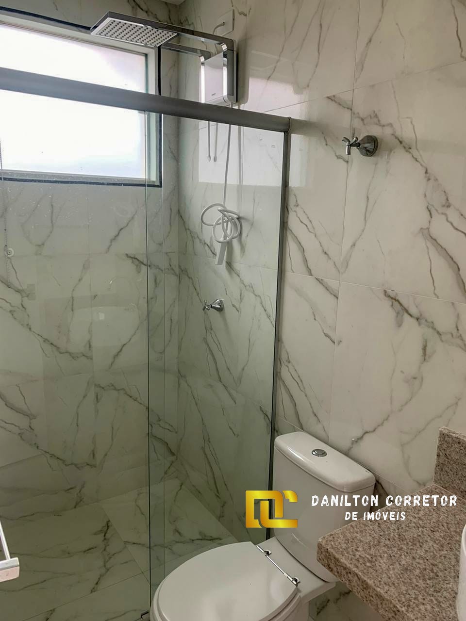 Casa Duplex fino acabamento A vanda na Praia do morro com financiamento direto com a construtora