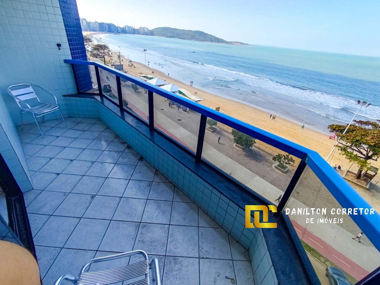 Apartamento Frente mar na Praia do morro com 3 quartos por apenas R$: 800 mil