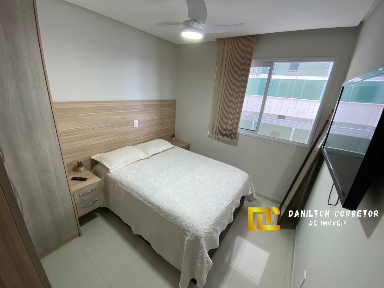 Apartamento a venda na praia do morro com 3 quartos, 2 vagas de garagens finamente mobiliado Guarapari-ES