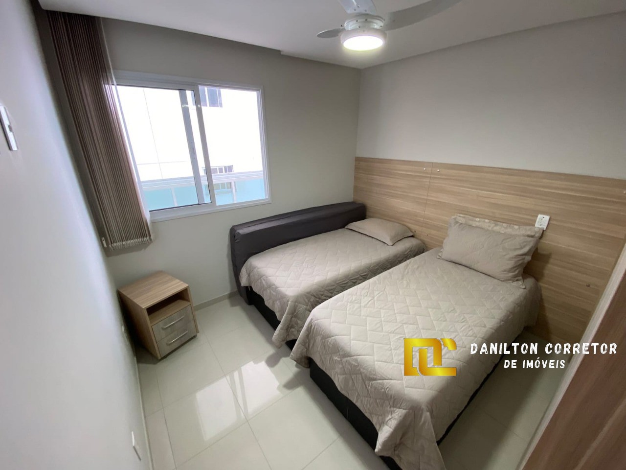 Apartamento a venda na praia do morro com 3 quartos, 2 vagas de garagens finamente mobiliado Guarapari-ES