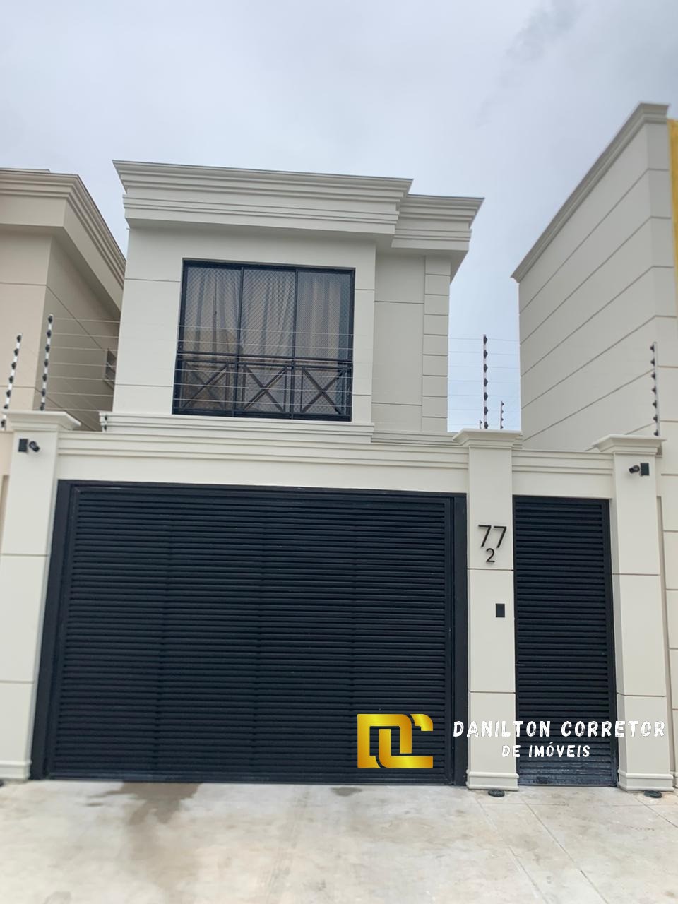 Casa a venda em Condomínio de alto padrão em Guarapari
