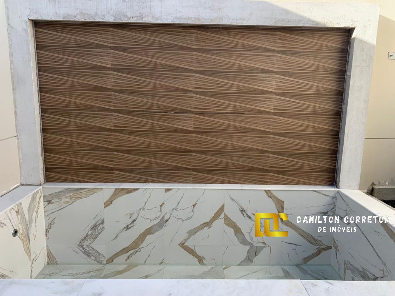Casa a venda em Condomínio de alto padrão em Guarapari