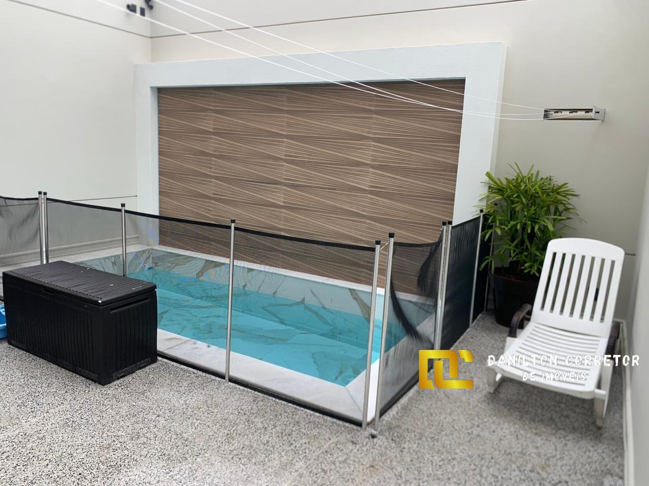 Casa a venda em Condomínio de alto padrão em Guarapari