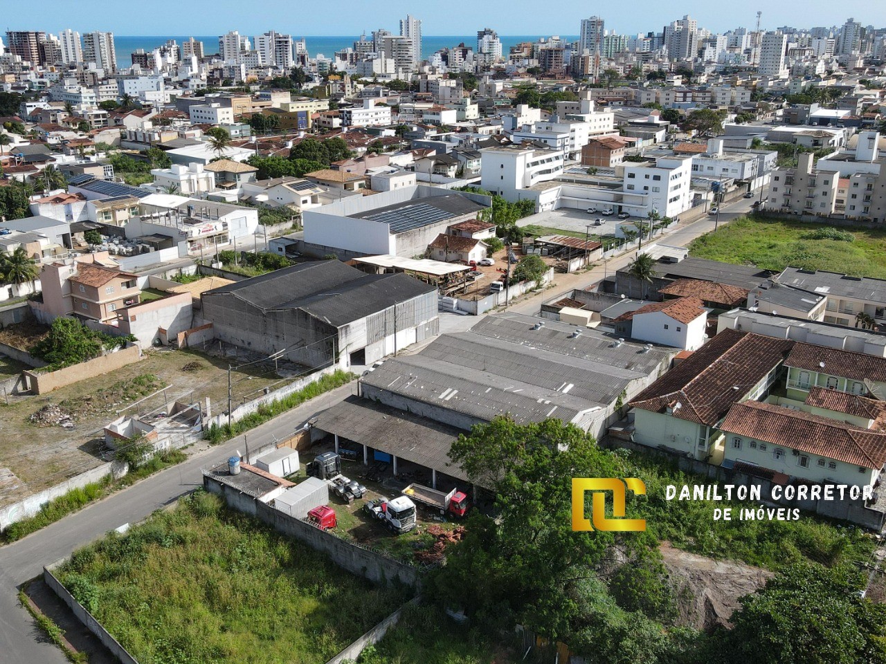 Lote escriturado na praia do morro
