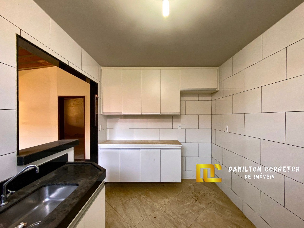Casa a venda perto da praia com 3 quartos com 191 m² área construída