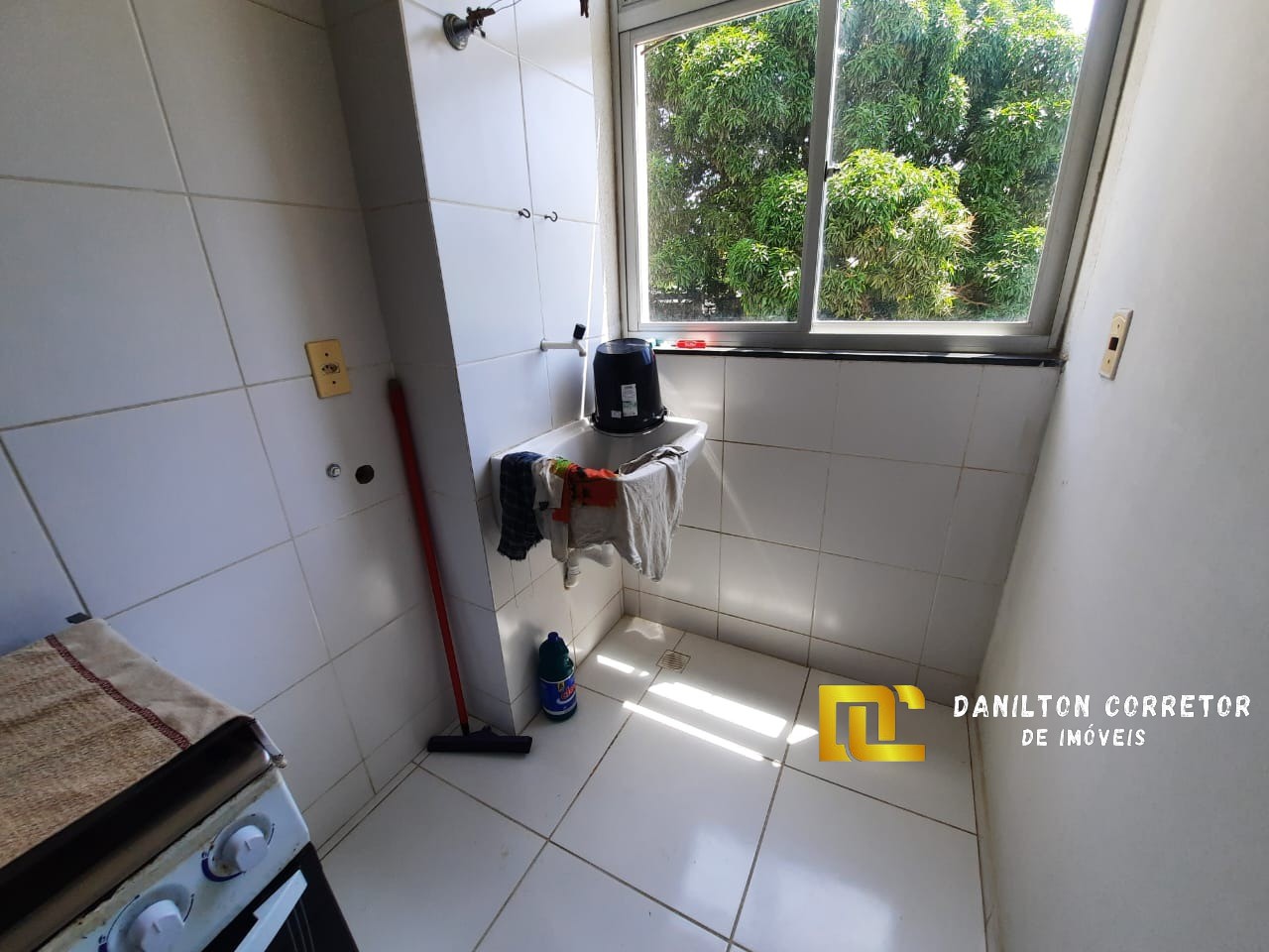 Apartamento locação anual na praia do morro