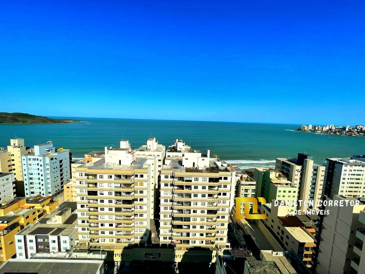 Apartamento OPORTUNIDADE de 2 quartos e área de Lazer completa na praia do Morro Guarapari-Es