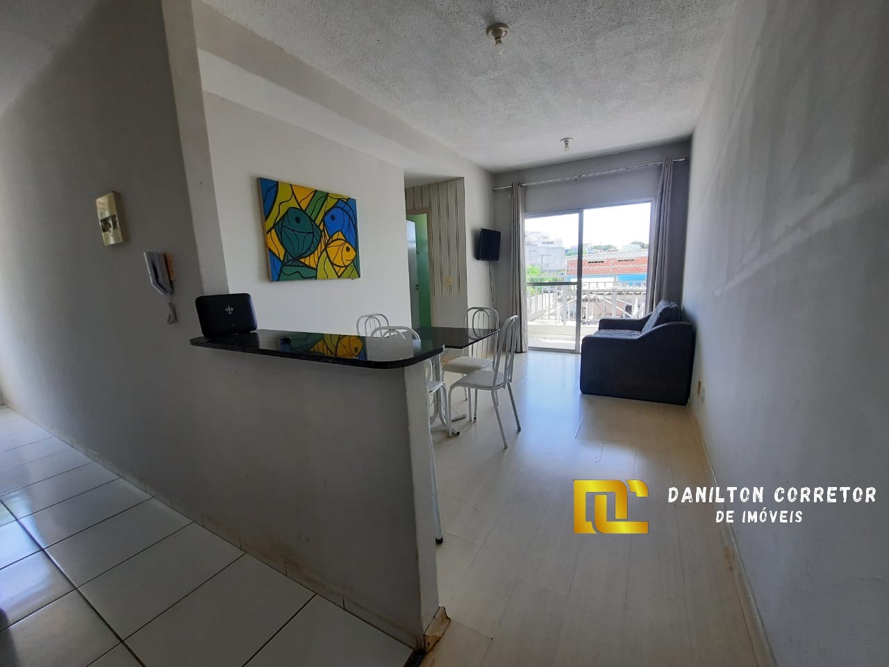 Apartamento locação anual na praia do morro