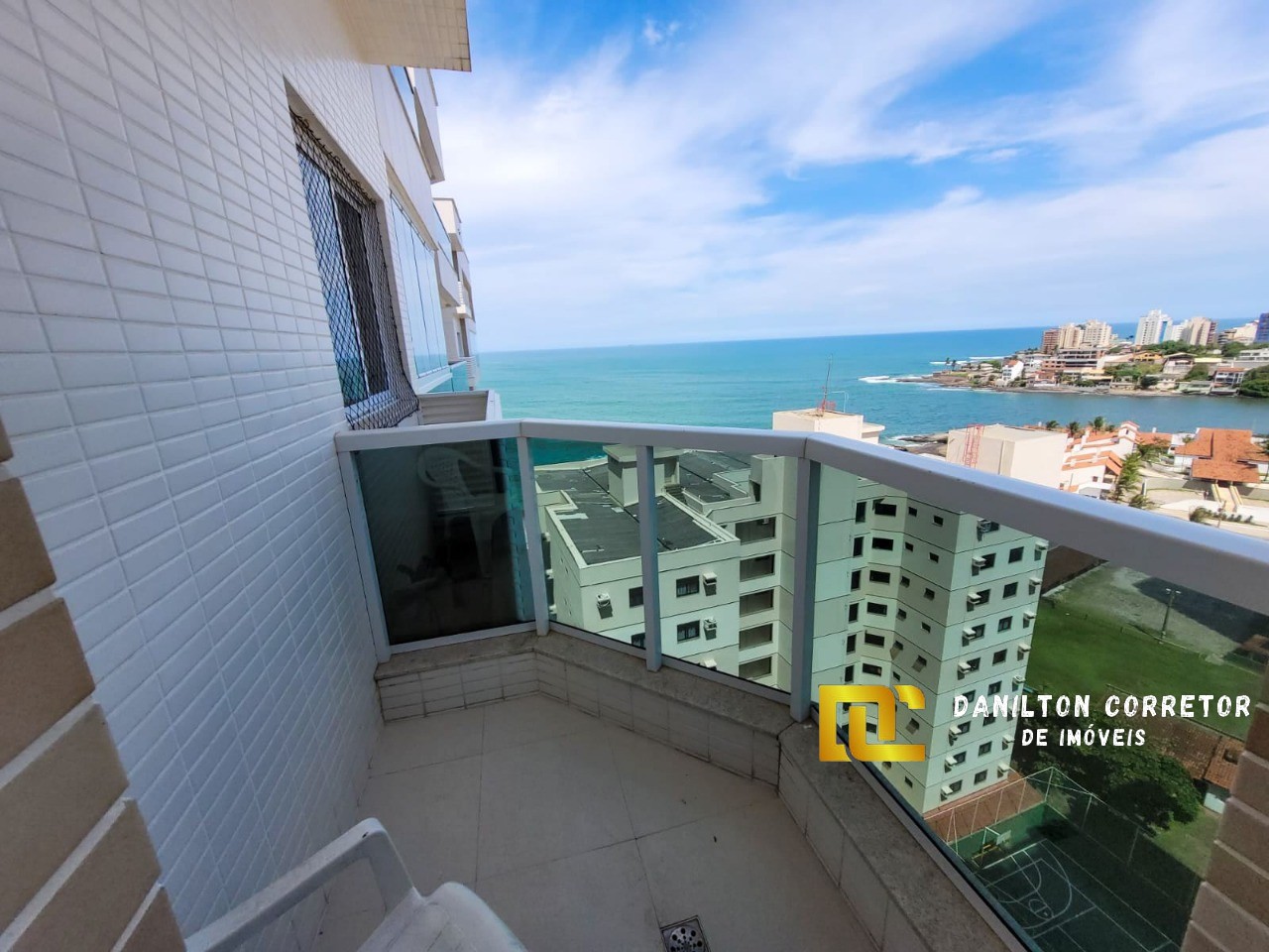 Apartamento 3 quartos com vista mar com um ótimo preço! a venda na praia do morro