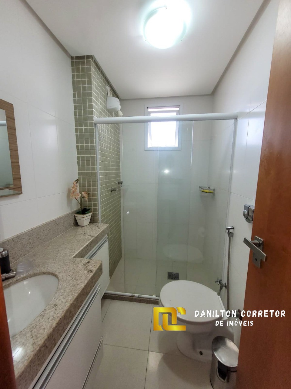 Apartamento 3 quartos com vista mar com um ótimo preço! a venda na praia do morro