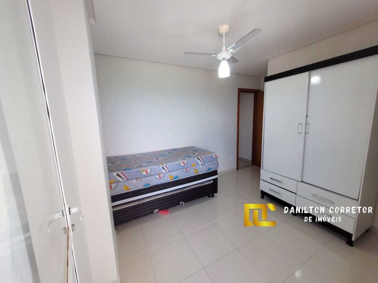 Apartamento 3 quartos com vista mar com um ótimo preço! a venda na praia do morro