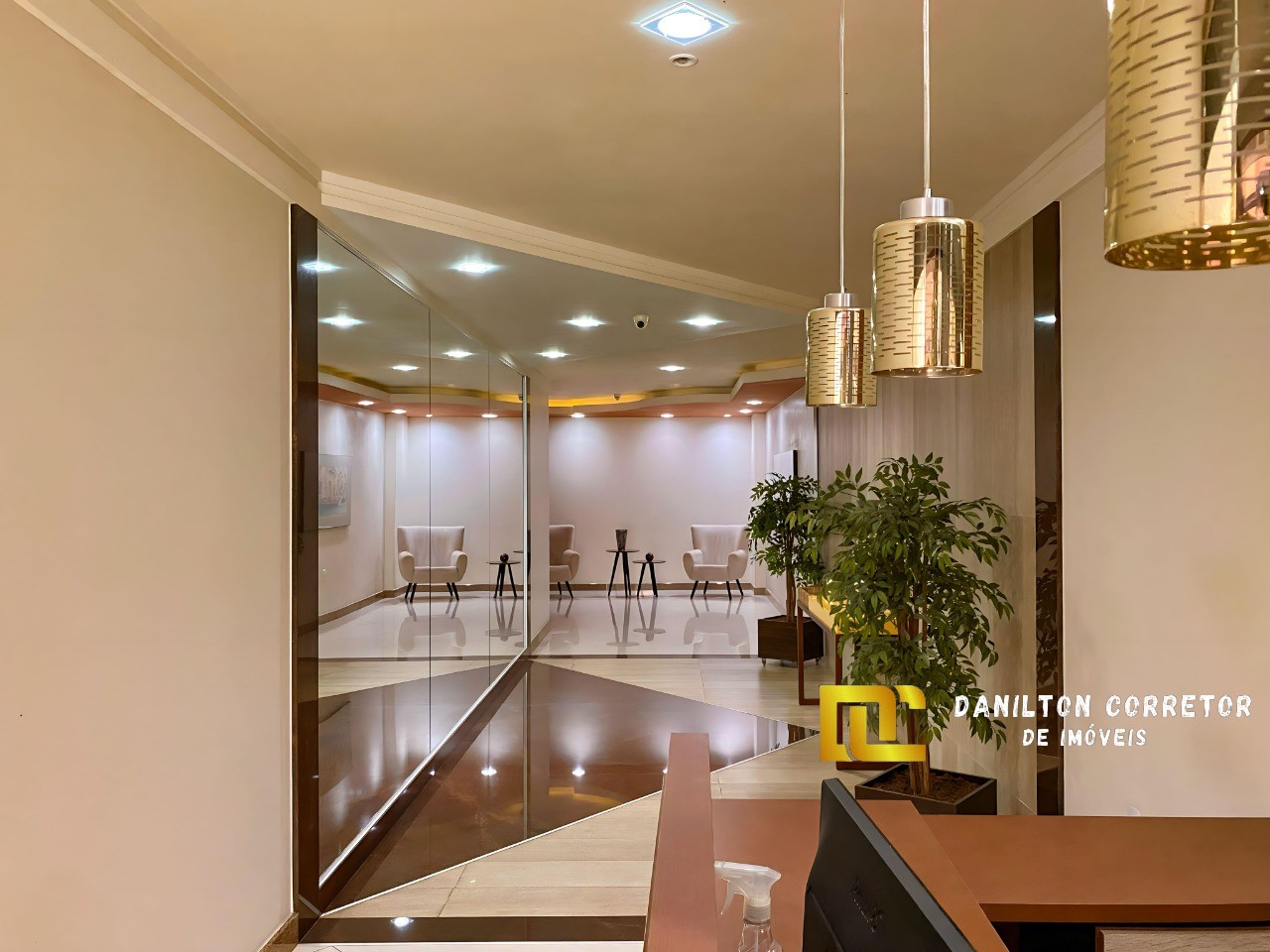 Lindo apartamento a venda no centro de guarapari
