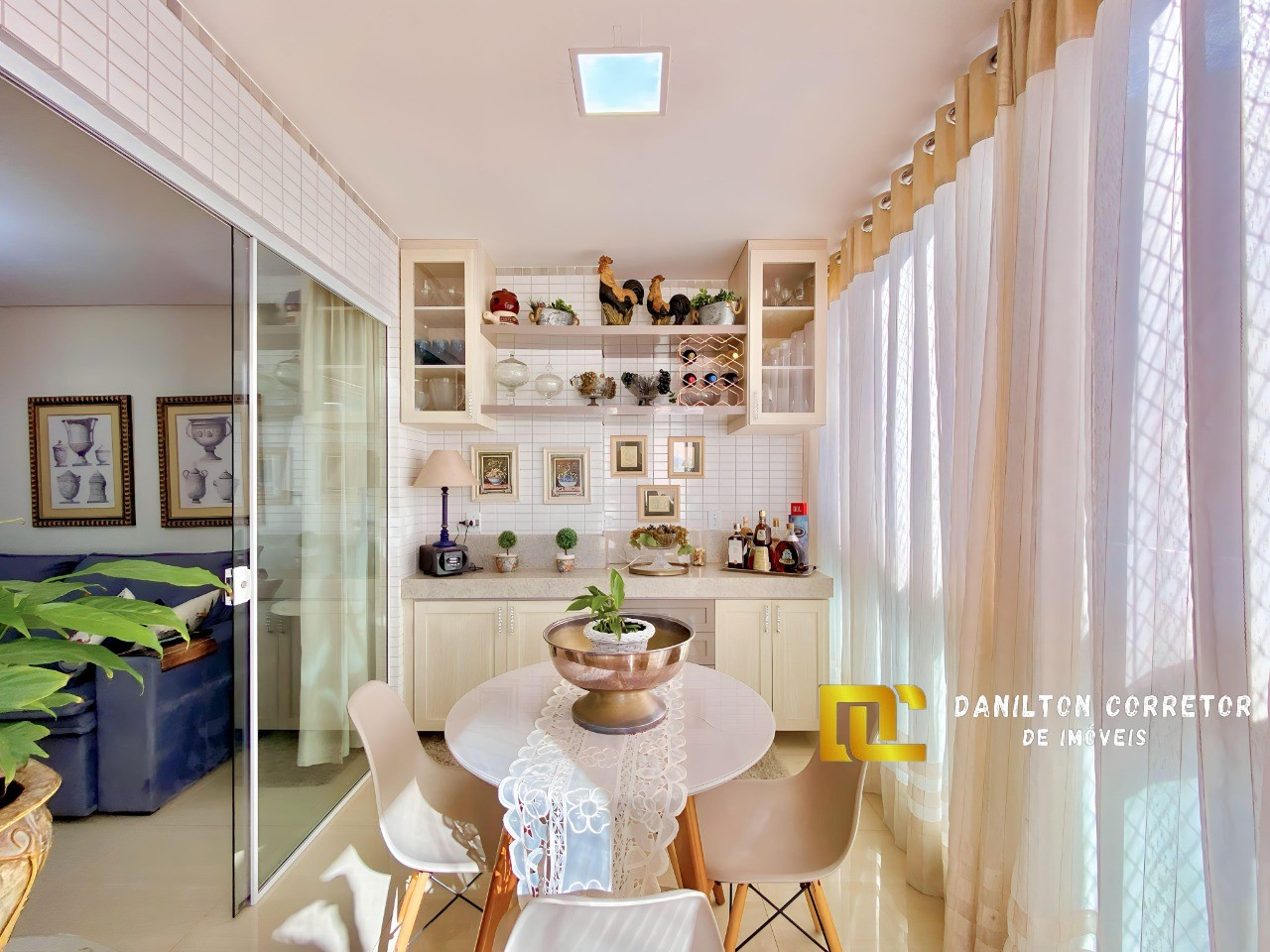 Lindo apartamento a venda no centro de guarapari