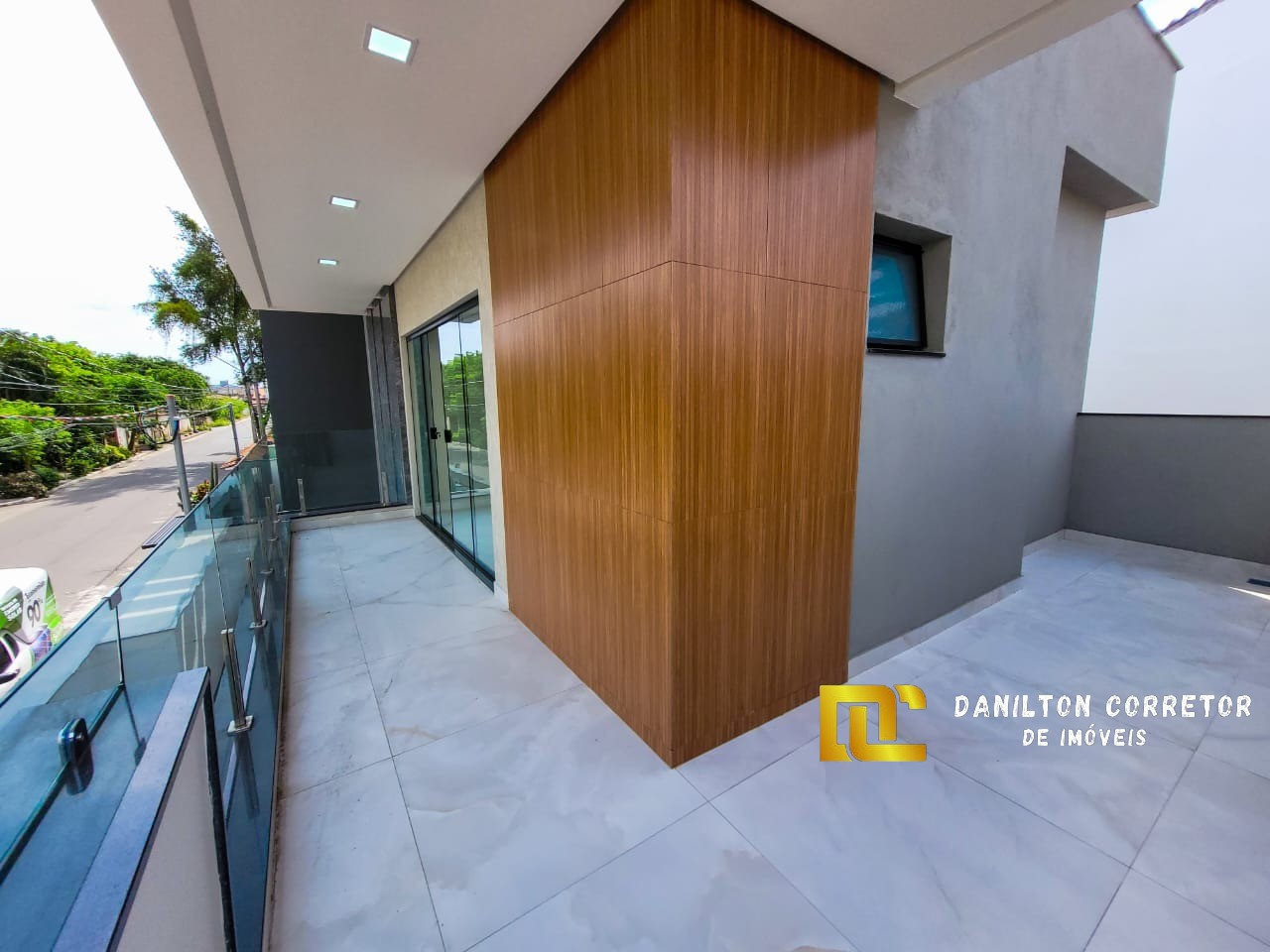 Casa duplex alto padrão 4 quartos sendo 3 suítes a venda na praia do morro