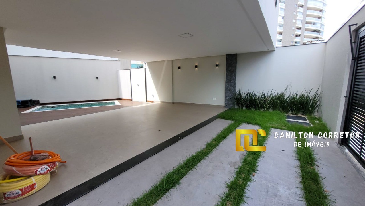 Casa duplex alto padrão 4 quartos sendo 3 suítes a venda na praia do morro