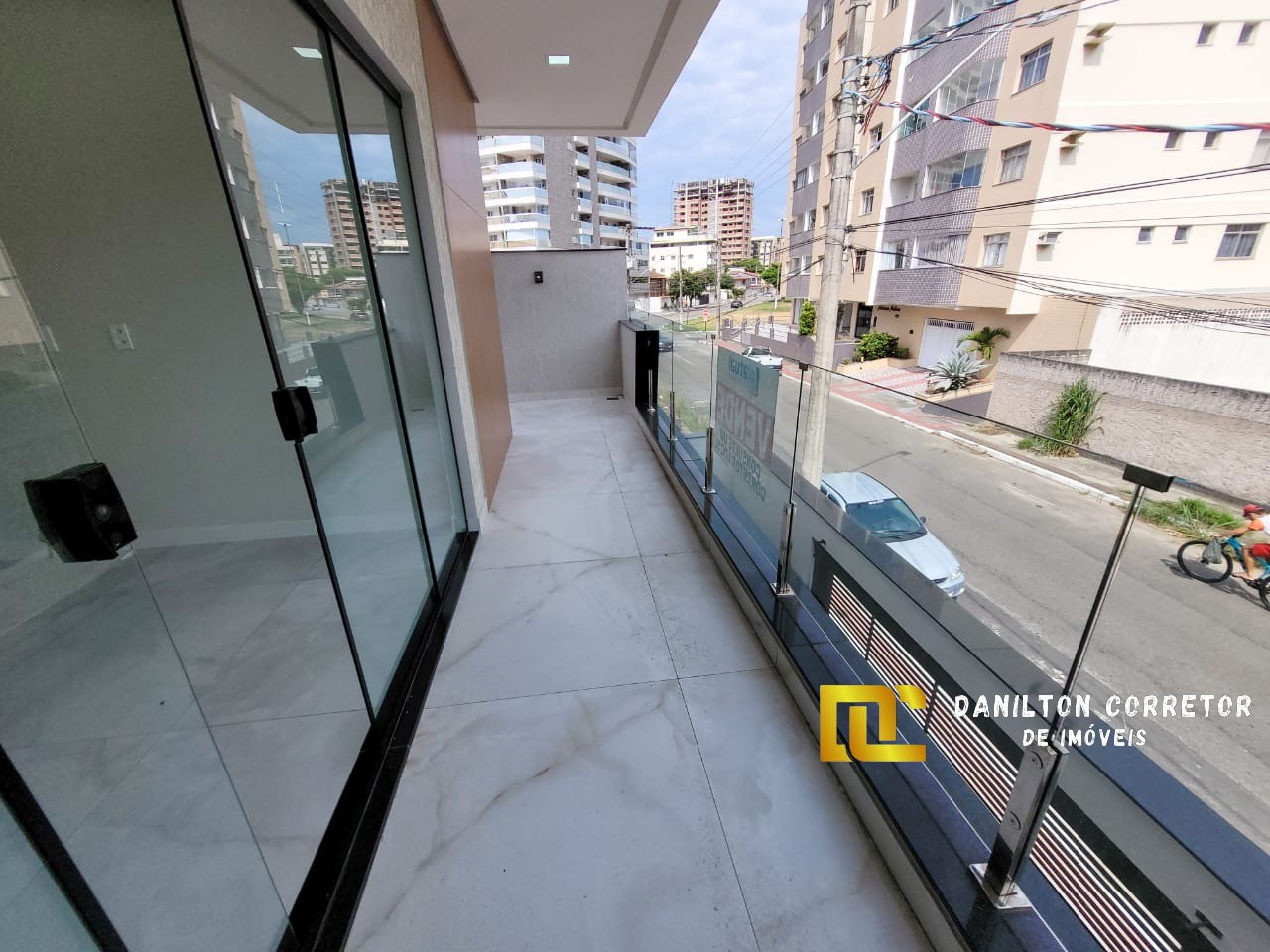 Casa duplex alto padrão 4 quartos sendo 3 suítes a venda na praia do morro