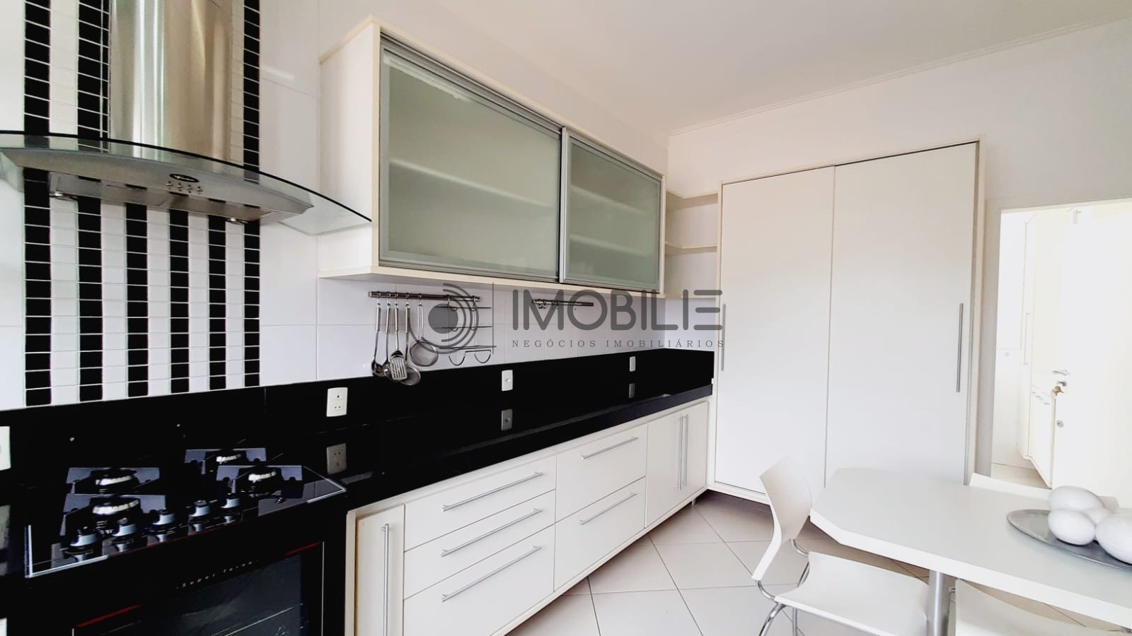 Casa, 4 quartos, 365 m² - Foto 15