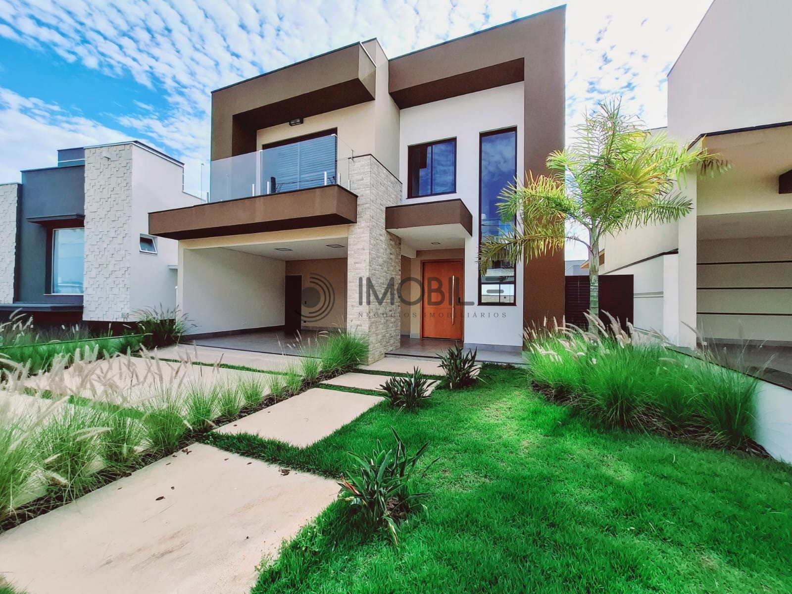 Casa, 3 quartos, 220 m² - Foto 1