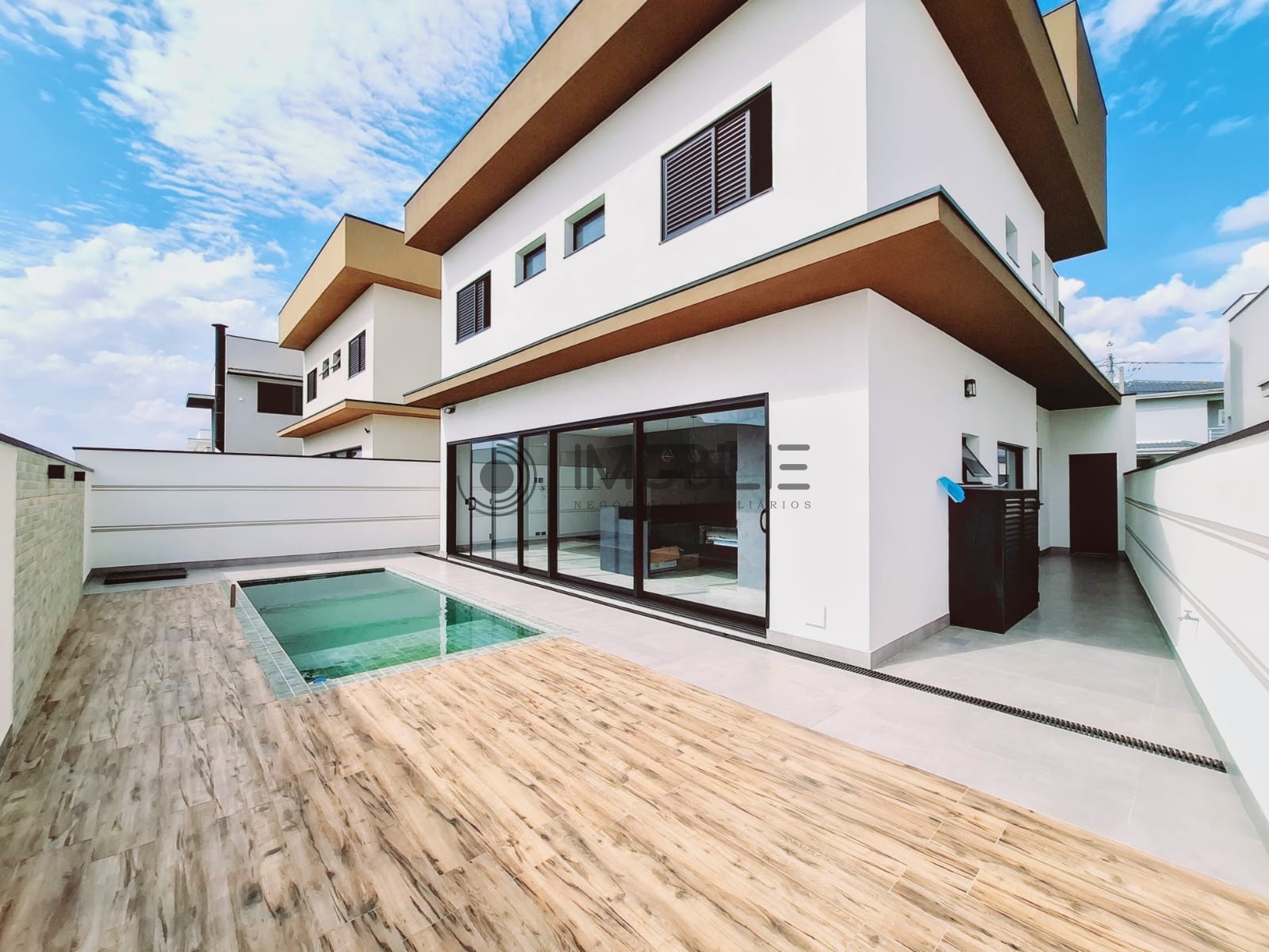 Casa, 3 quartos, 220 m² - Foto 34
