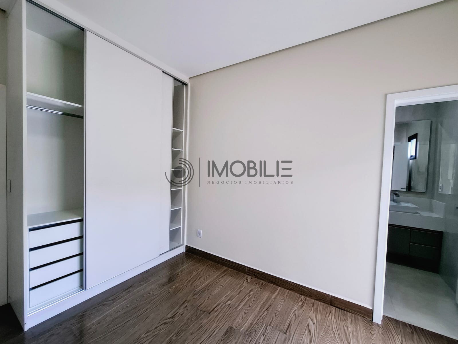 Casa, 3 quartos, 235 m² - Foto 26
