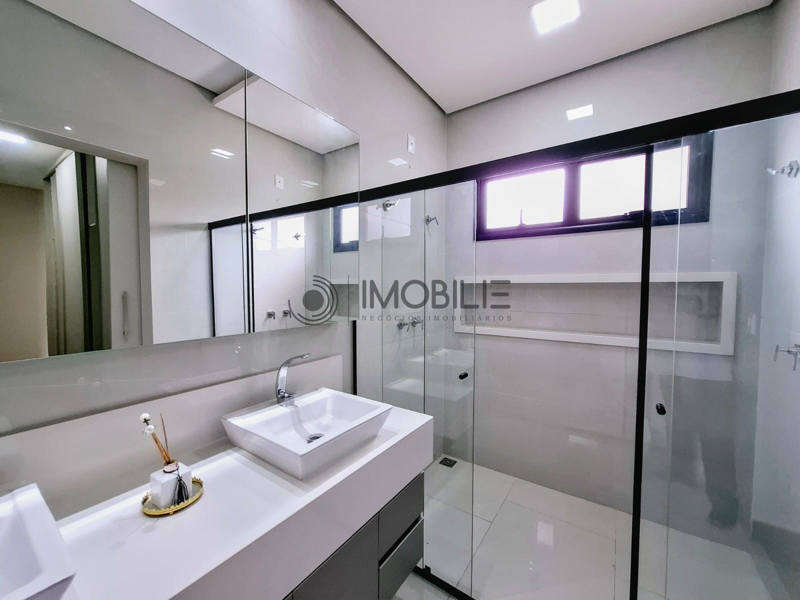 Casa, 3 quartos, 235 m² - Foto 36