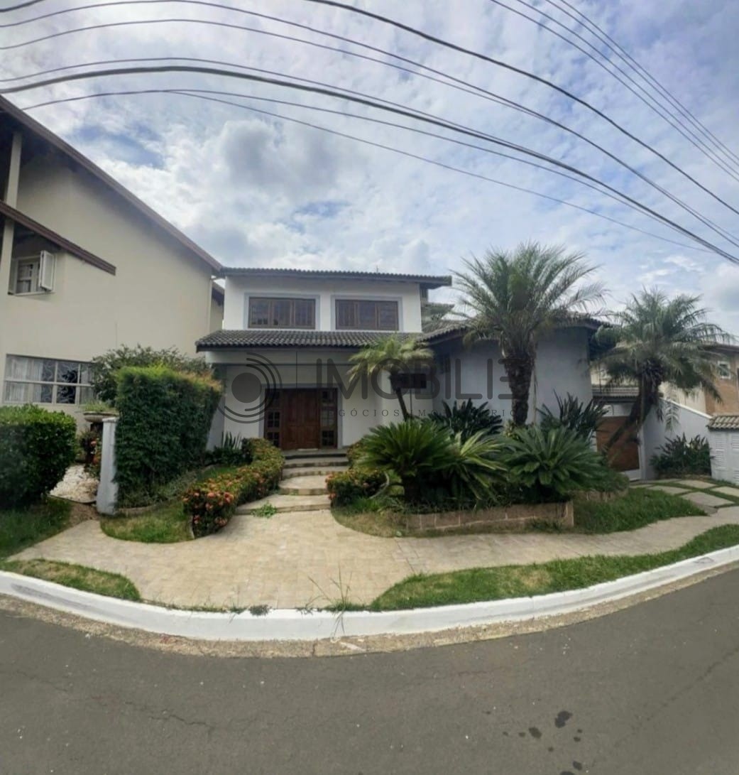 Casa, 5 quartos, 368 m² - Foto 1