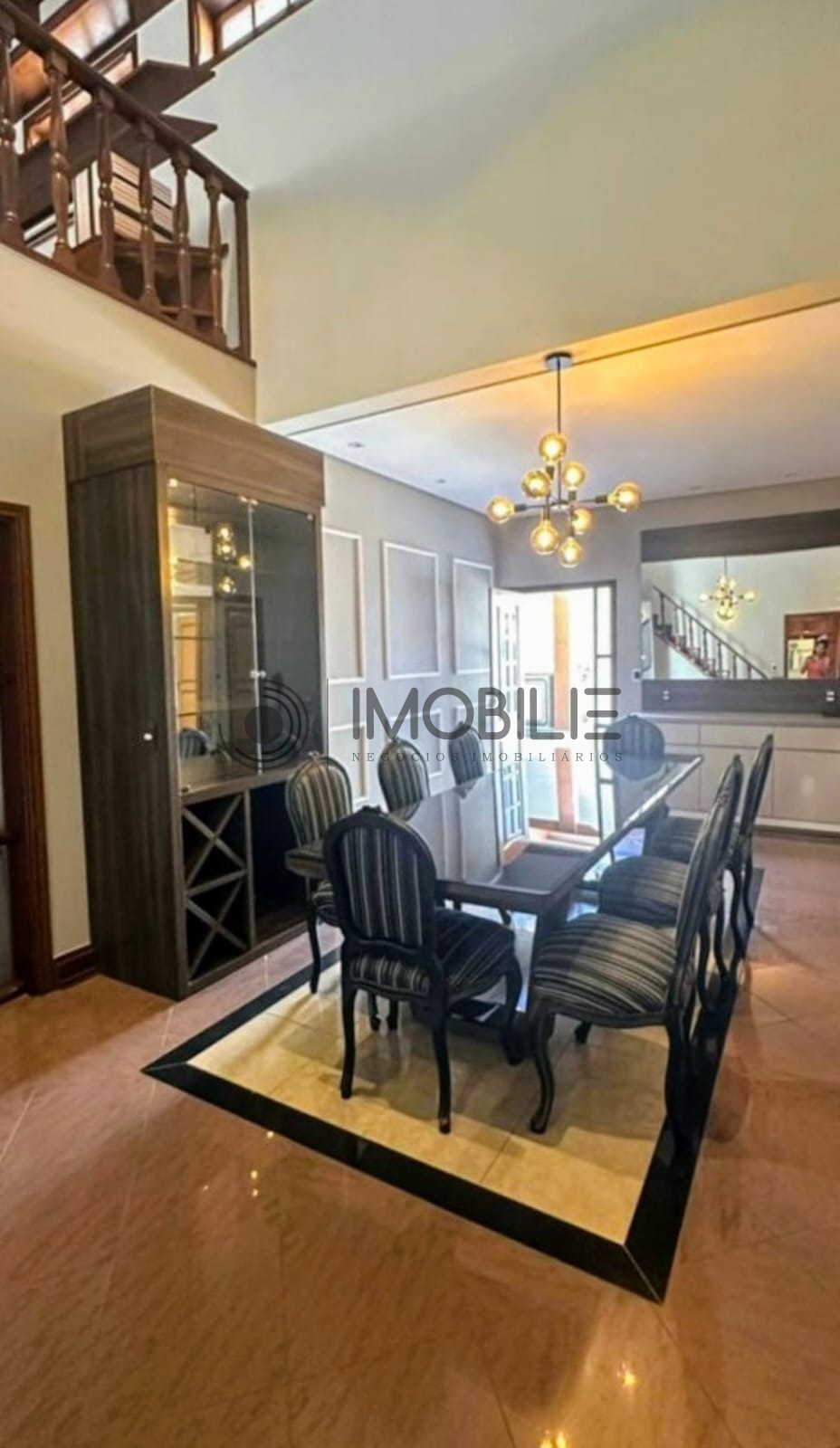 Casa, 5 quartos, 368 m² - Foto 2