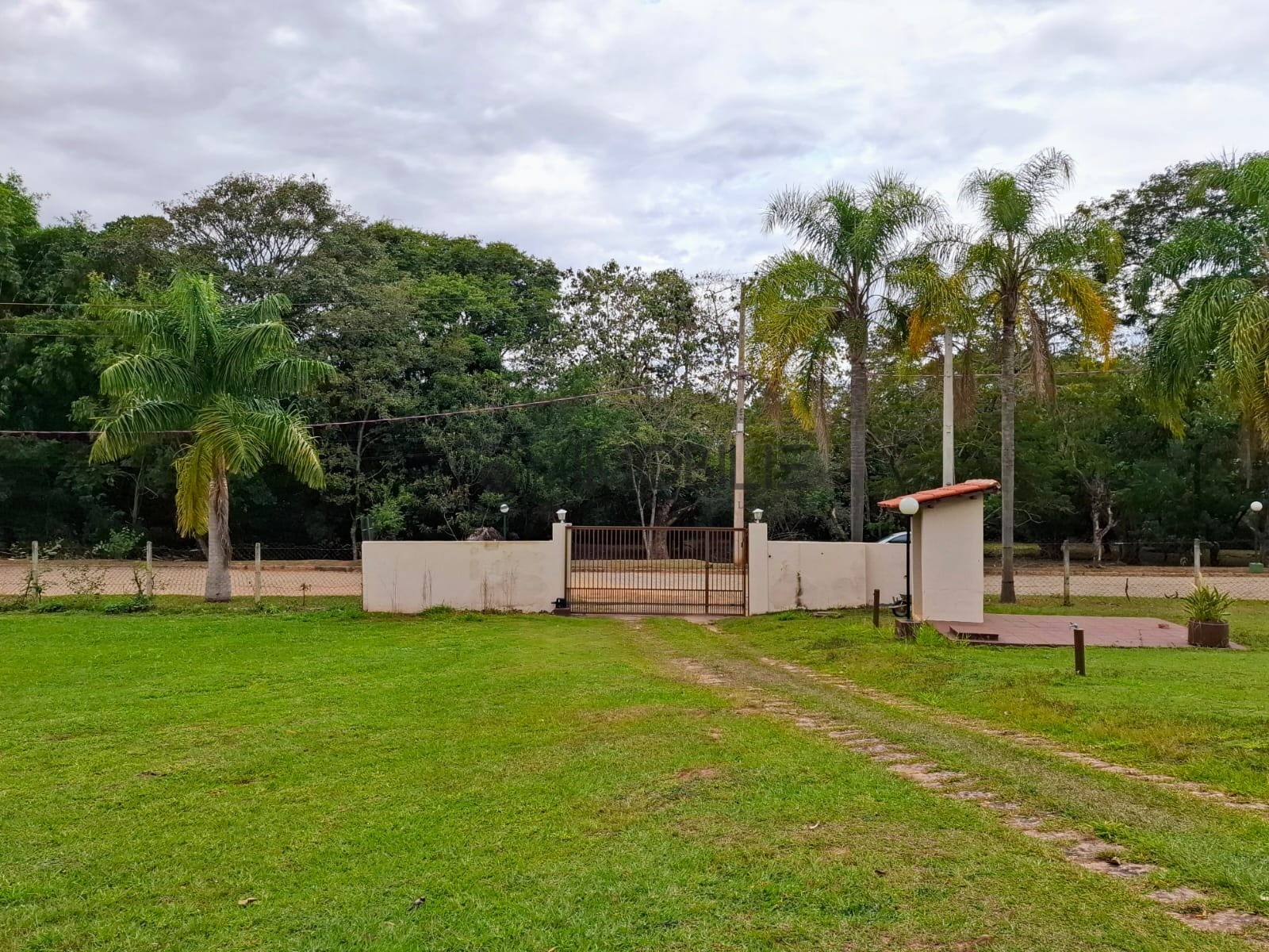 Chácara, 4 quartos, 590 m² - Foto 2