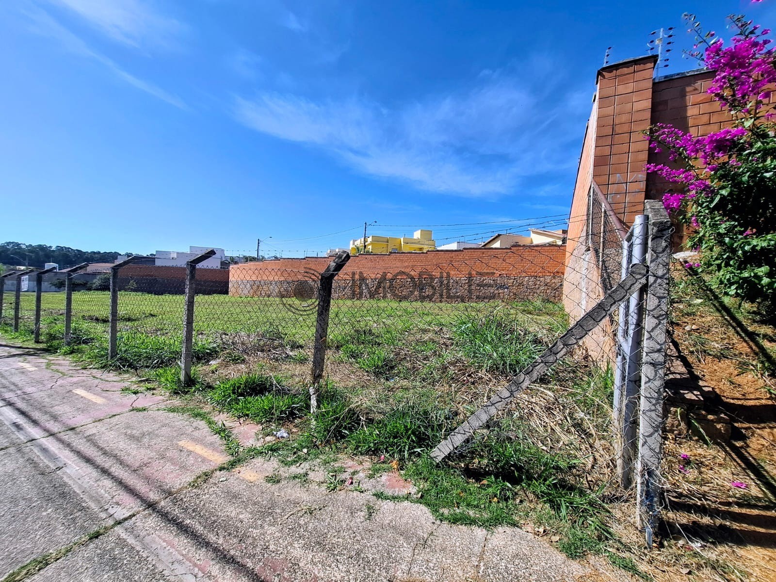 Loteamento e Condomínio, 264 m² - Foto 2