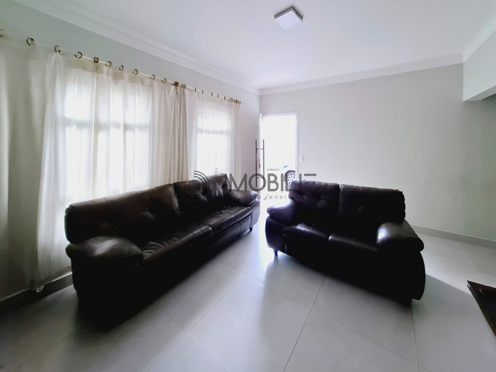 Casa, 4 quartos, 240 m² - Foto 8