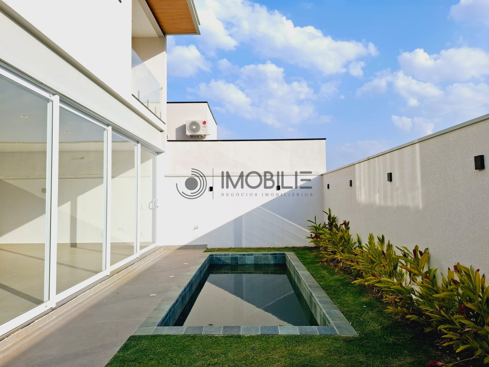 Casa, 3 quartos, 278 m² - Foto 8