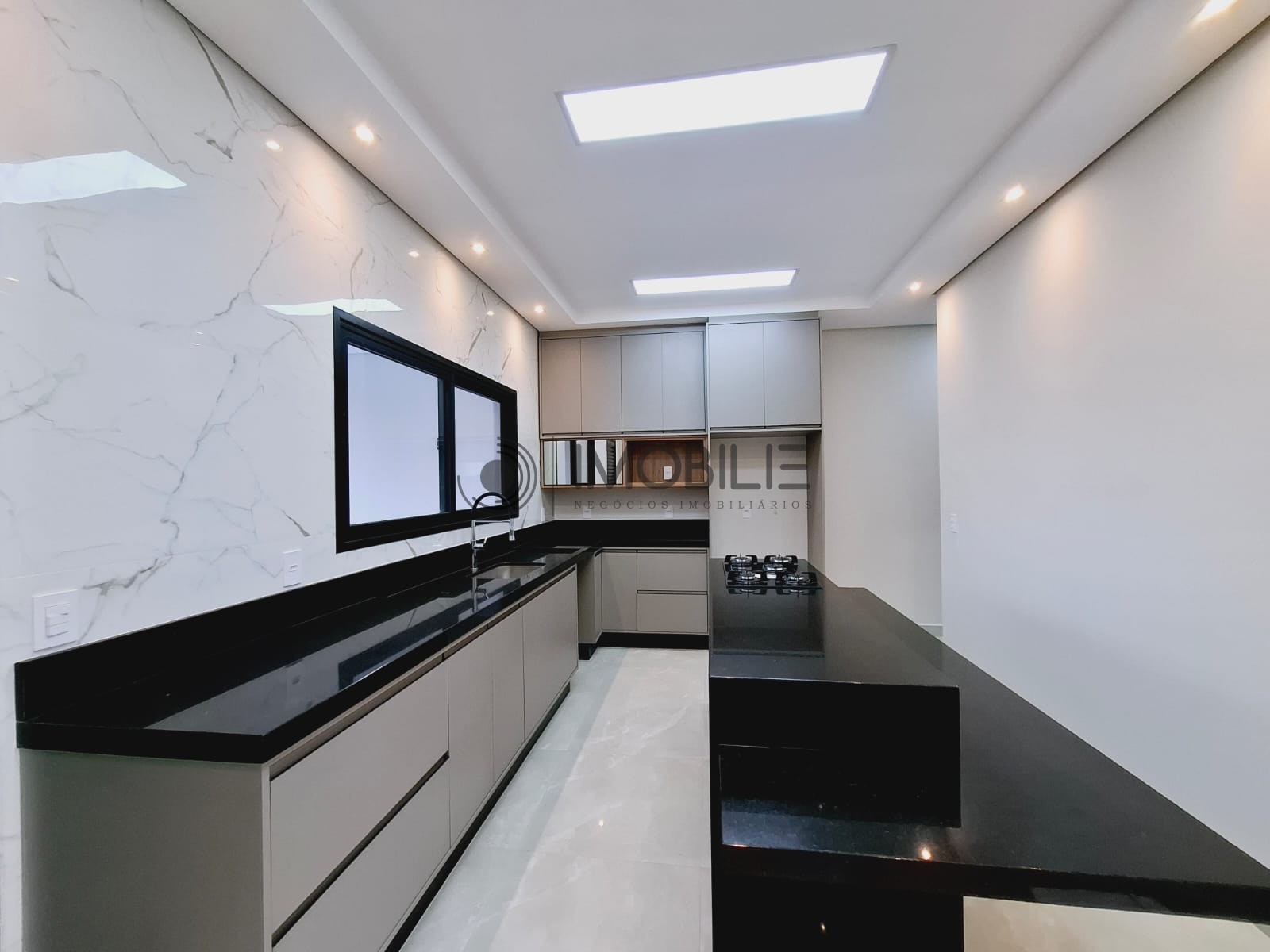 Casa, 3 quartos, 205 m² - Foto 4
