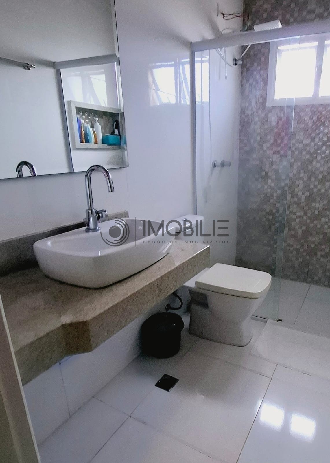 Casa, 4 quartos, 240 m² - Foto 28
