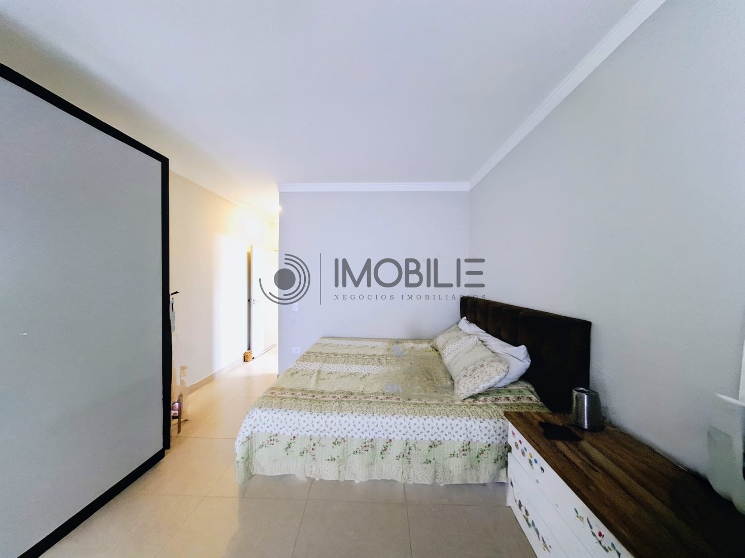 Casa, 4 quartos, 240 m² - Foto 23