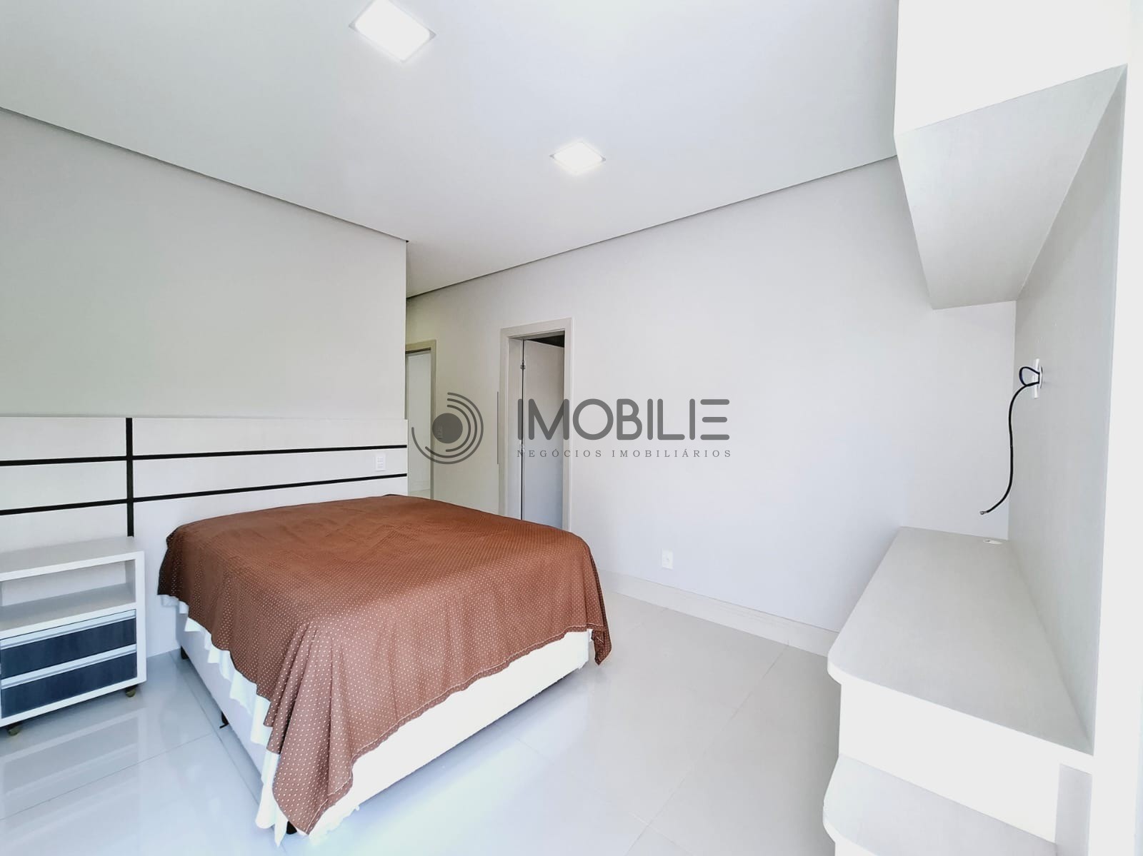 Casa, 4 quartos, 376 m² - Foto 45