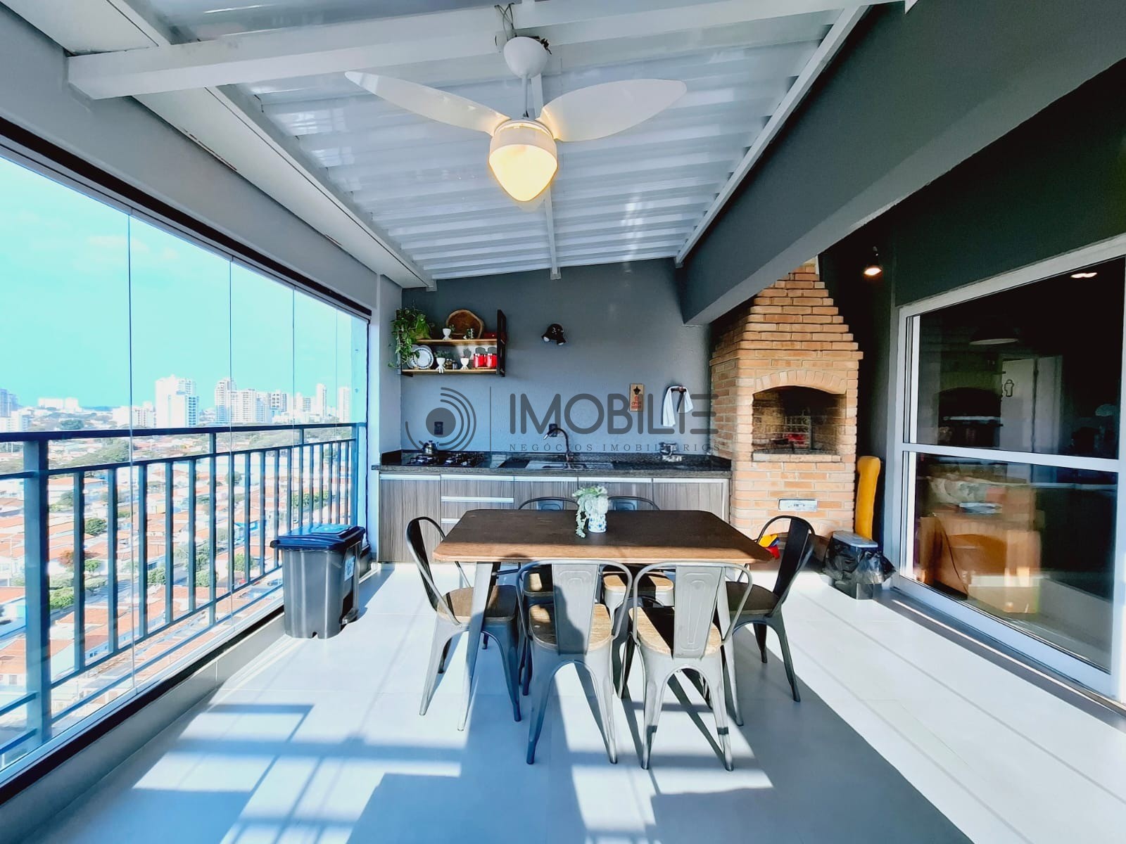 Apartamento, 3 quartos, 143 m² - Foto 2