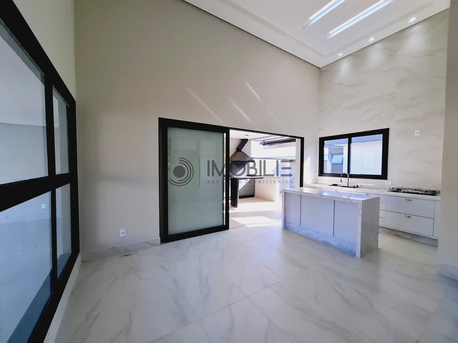 Casa, 3 quartos, 187 m² - Foto 2