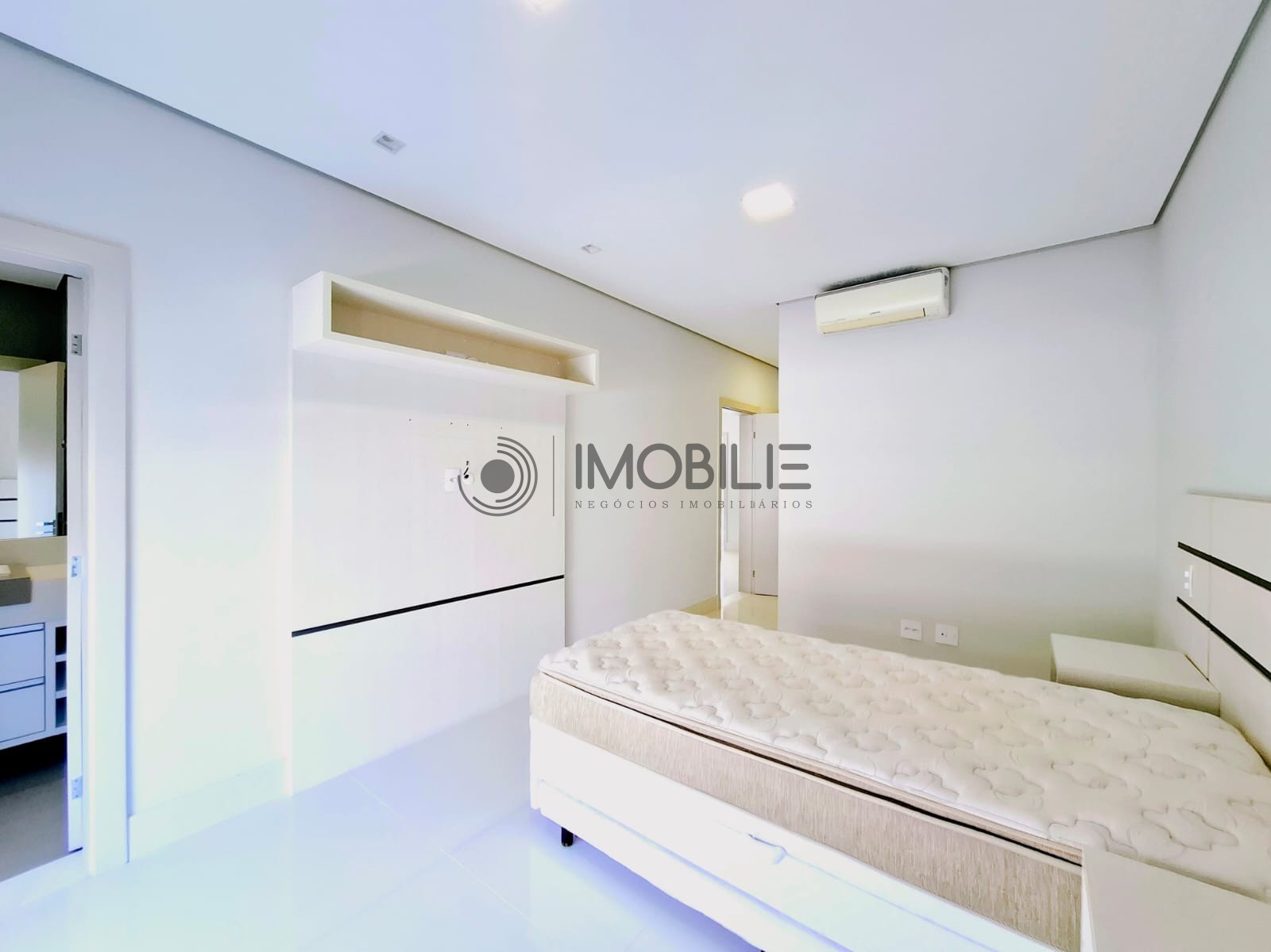 Casa, 4 quartos, 376 m² - Foto 37
