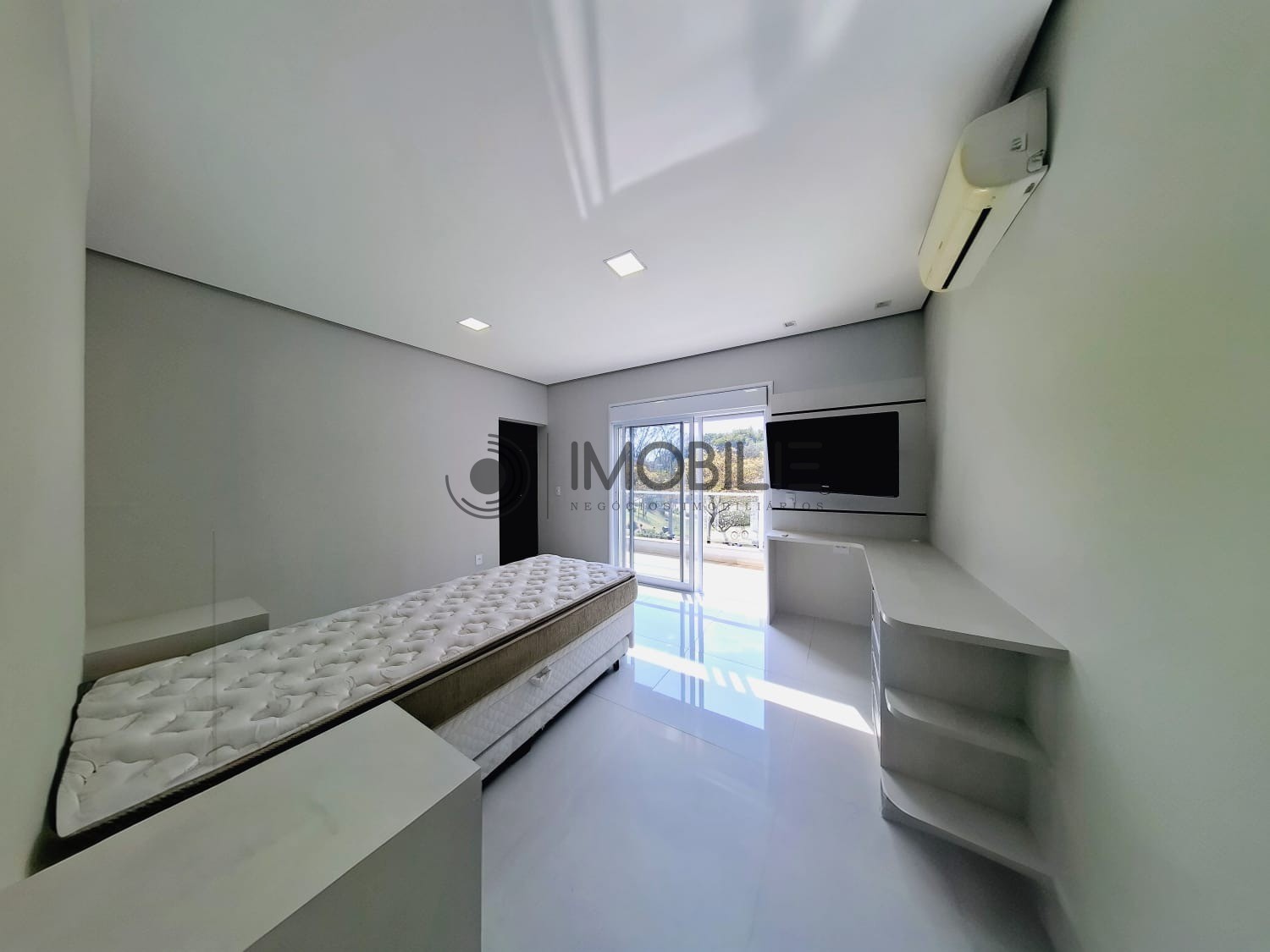 Casa, 4 quartos, 376 m² - Foto 54