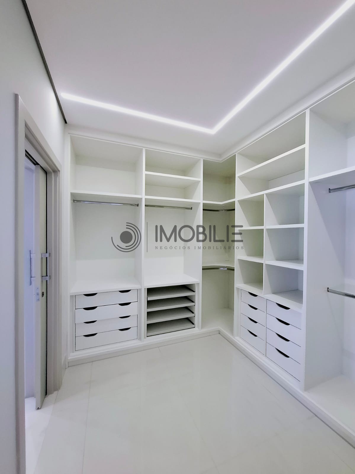 Casa, 4 quartos, 376 m² - Foto 36