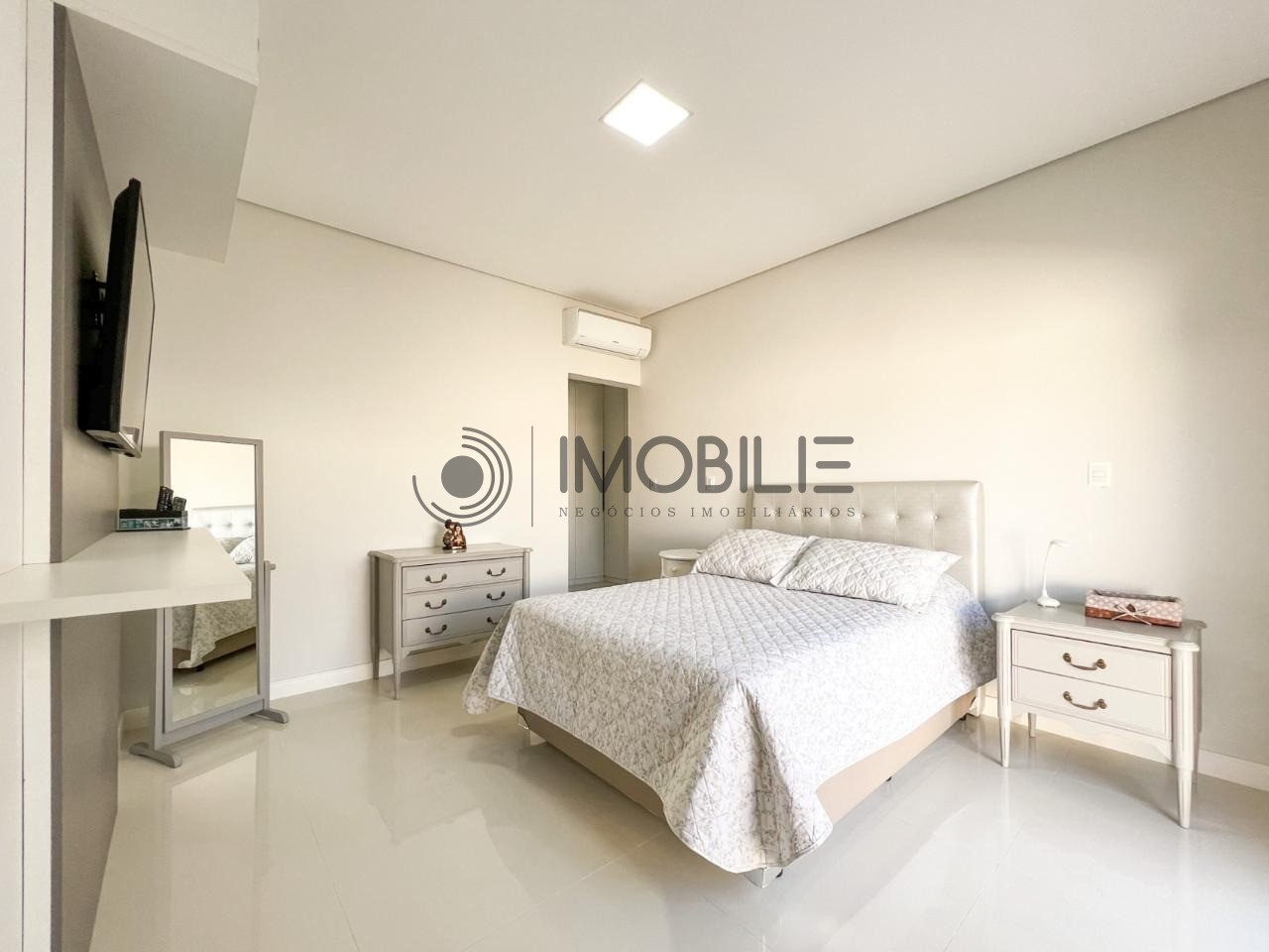 Casa, 4 quartos, 236 m² - Foto 20
