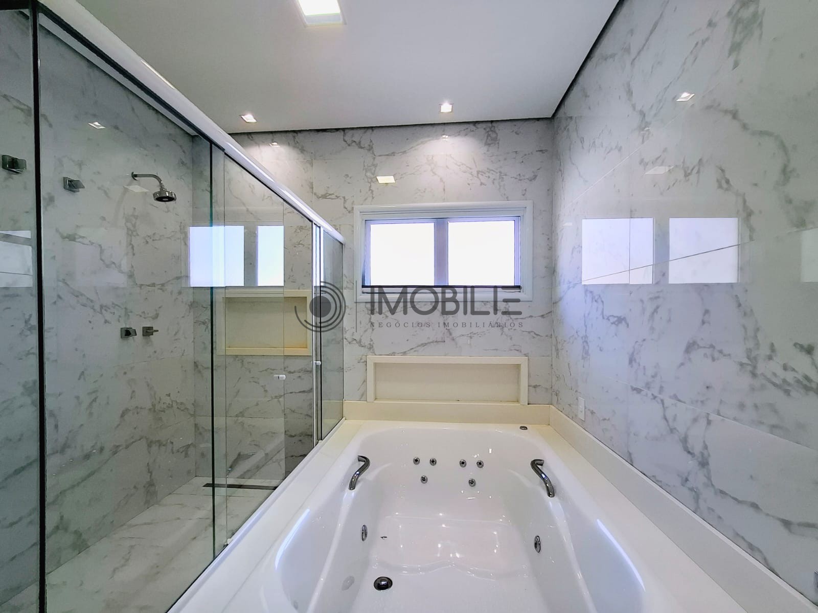 Casa, 4 quartos, 376 m² - Foto 33