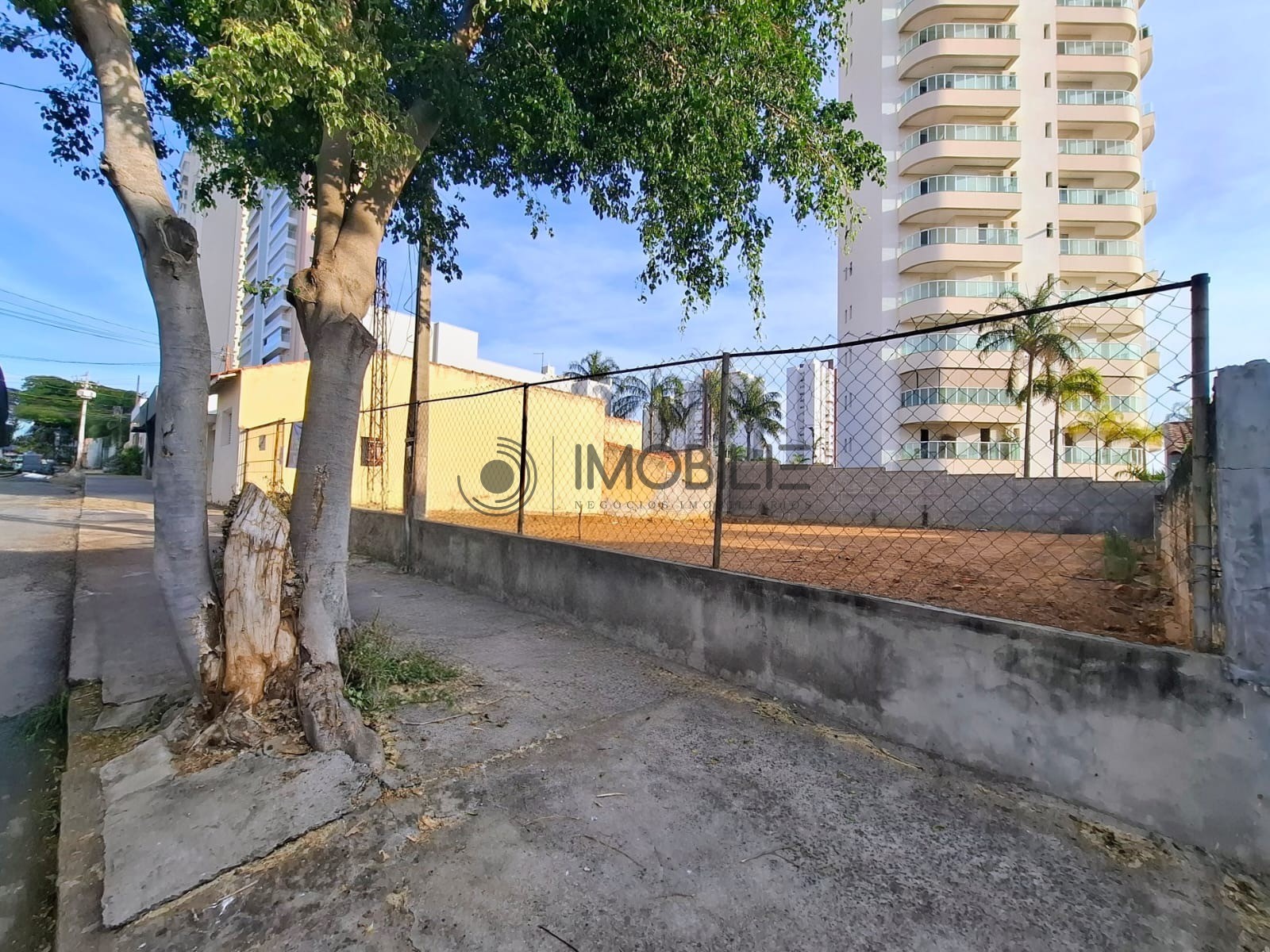 Loteamento e Condomínio, 469 m² - Foto 3