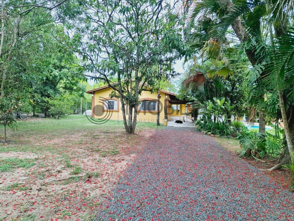 Chácara, 2 quartos, 176 m² - Foto 2