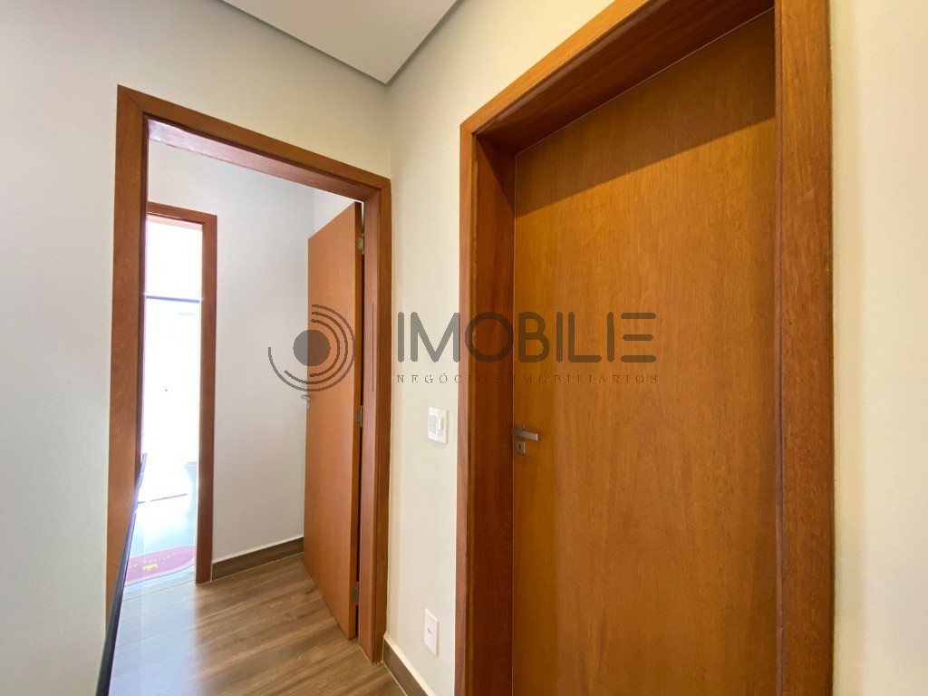 Casa, 3 quartos, 256 m² - Foto 33