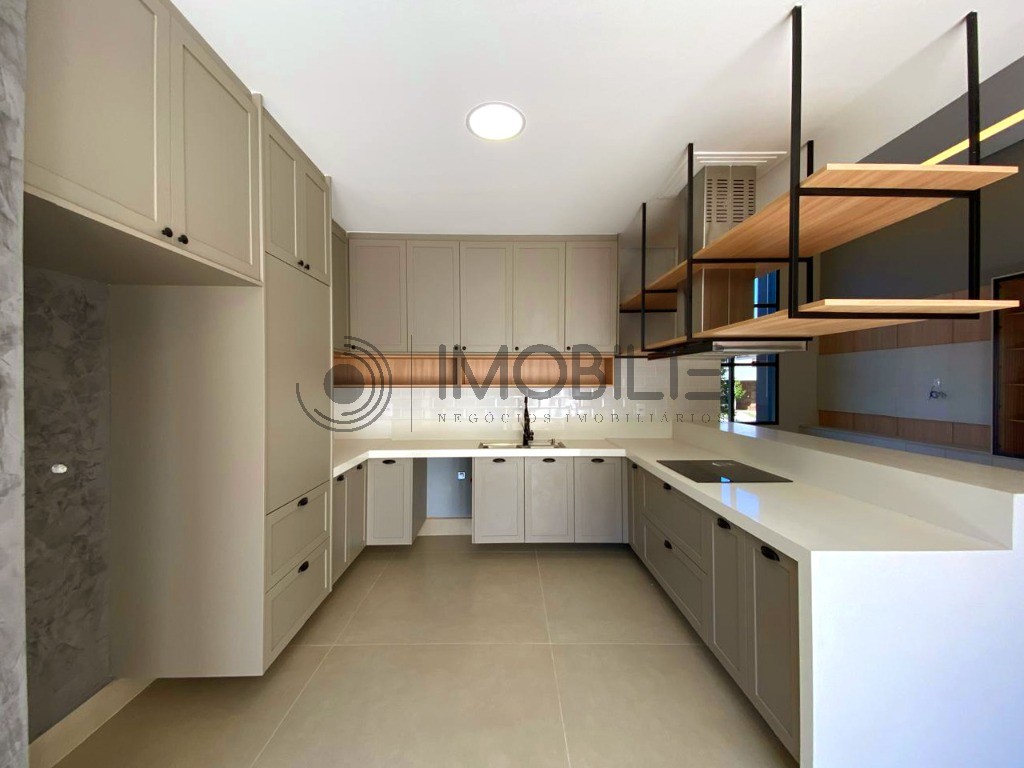 Casa, 3 quartos, 226 m² - Foto 8